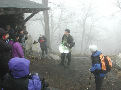 William give valuable hiking tips